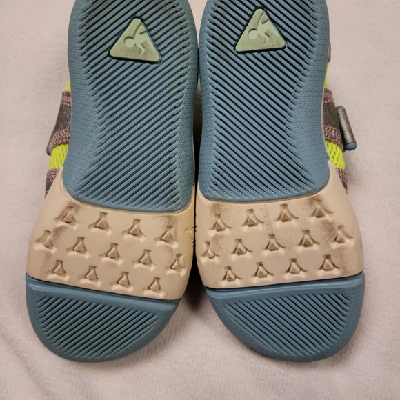 Plae emme 10.5 Gray and Yellow - Picture 5 of 7